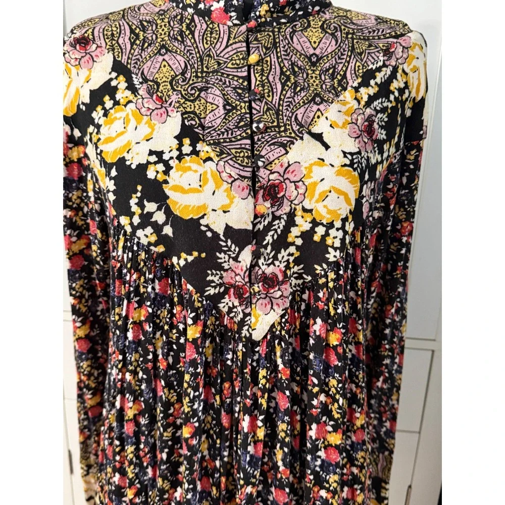 Free People Floral Paisley Mixed Print Tunic Top Bell Sleeve Boho Indie SZ Small